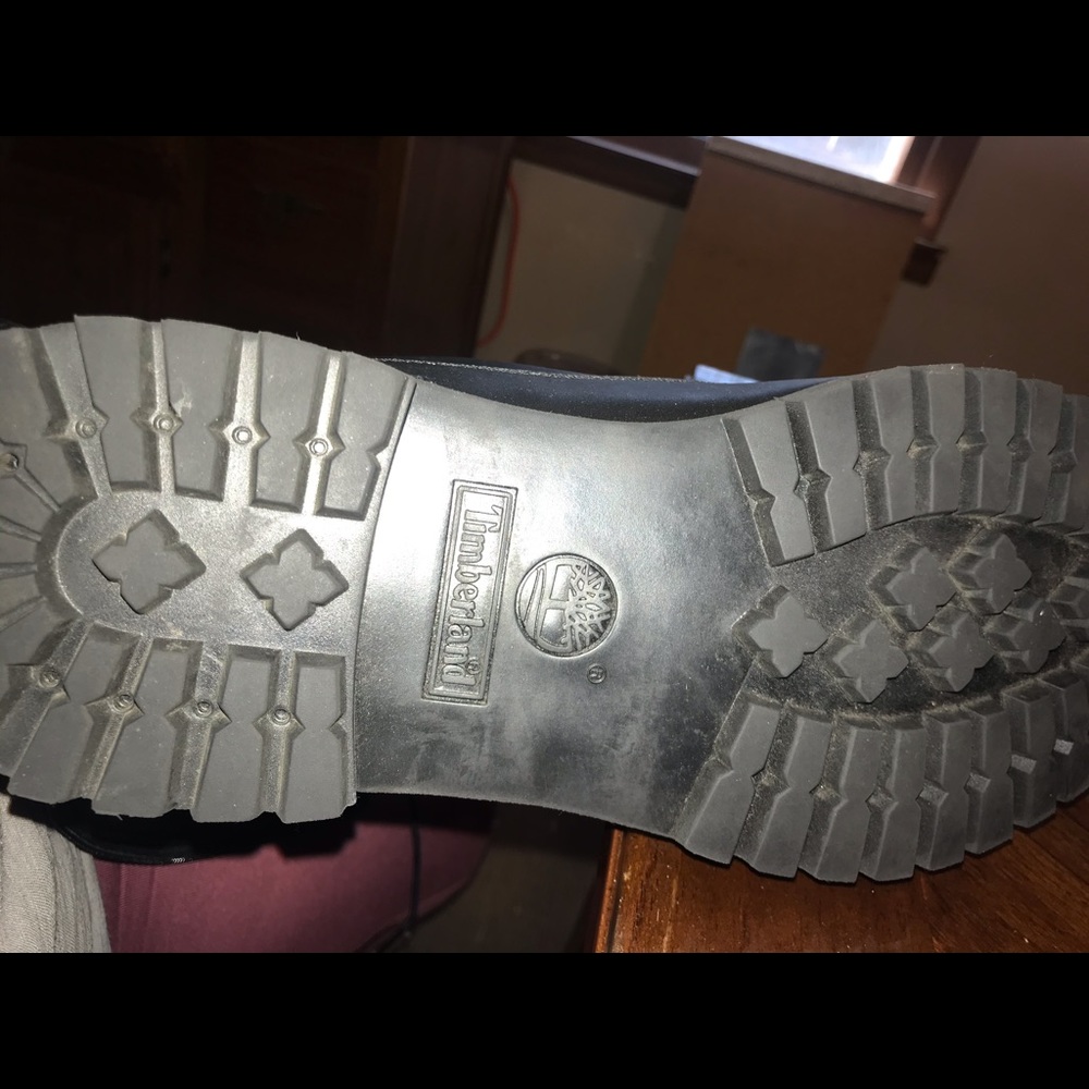 Brand new black timberlands. Never worn.